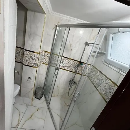 아파트 Enes & Suites